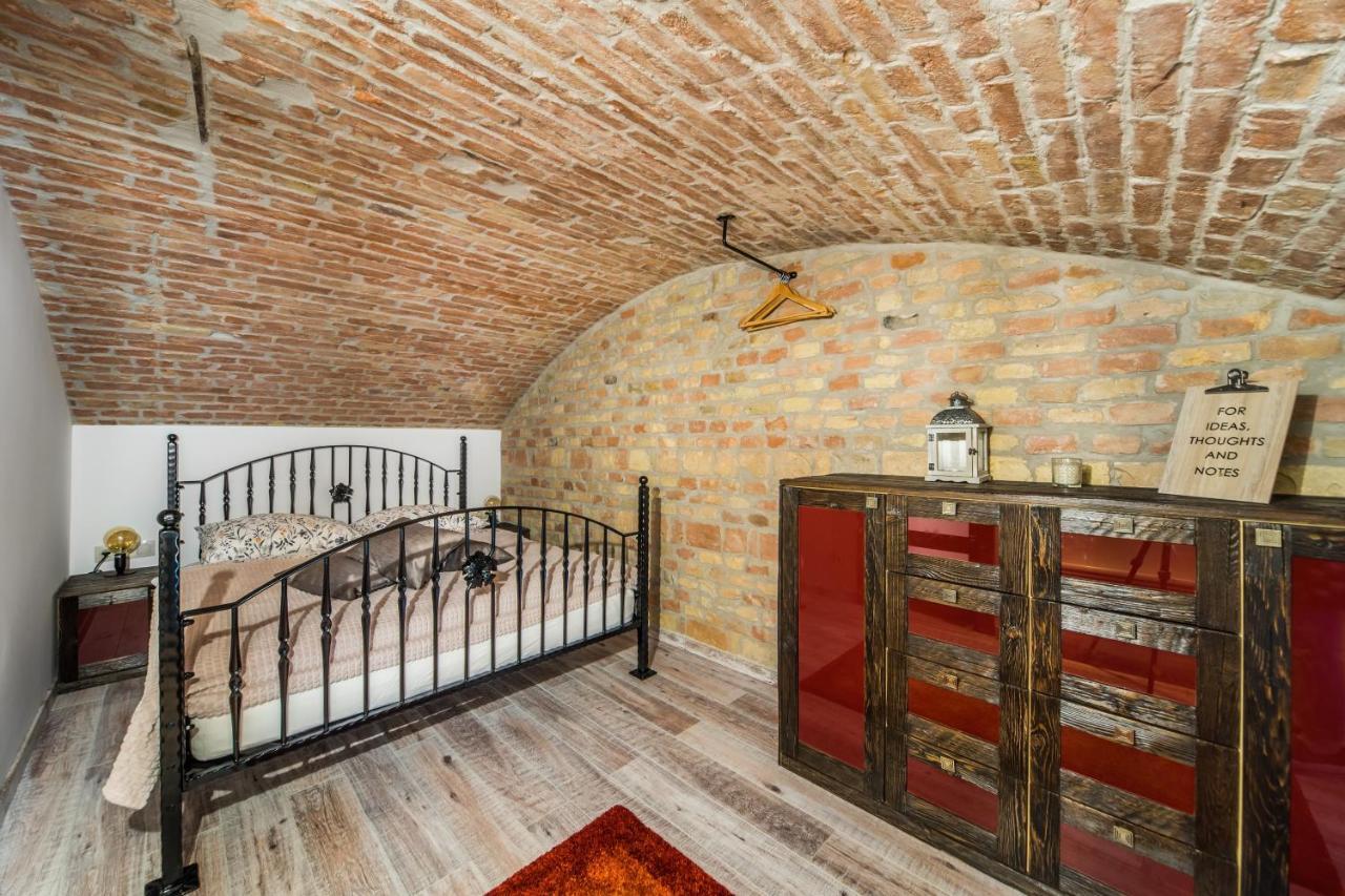 Old Drum Residence Budapest Ngoại thất bức ảnh