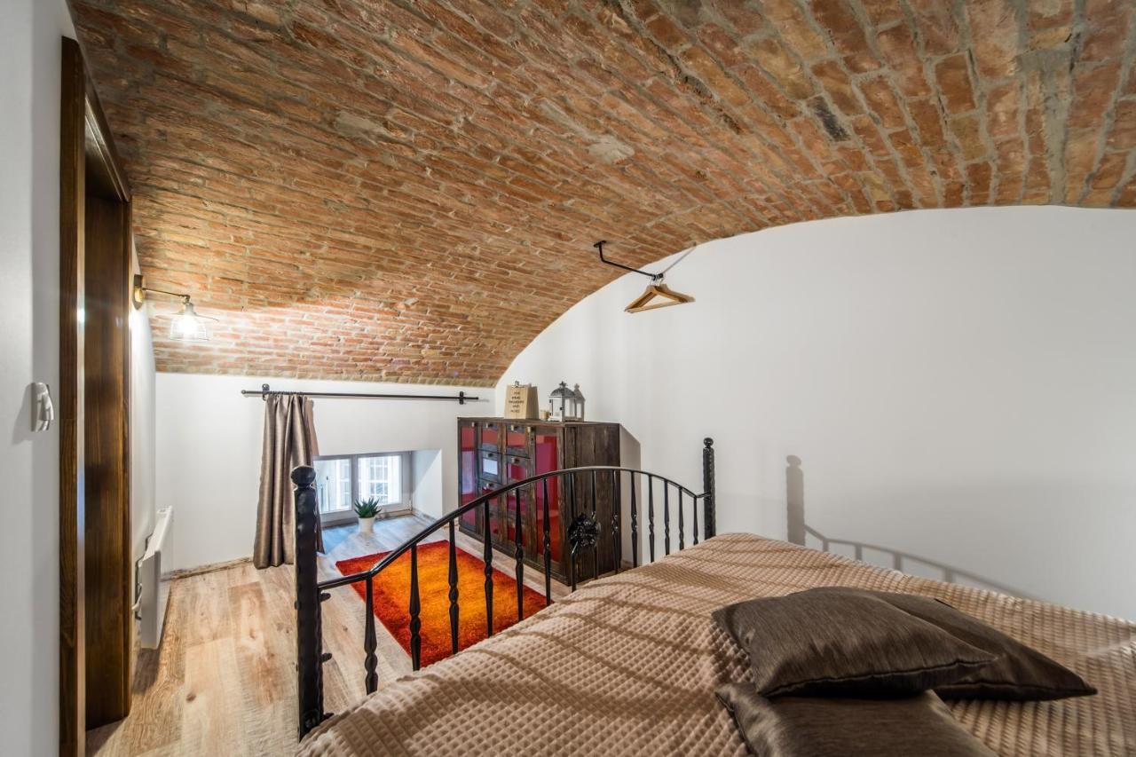 Old Drum Residence Budapest Ngoại thất bức ảnh