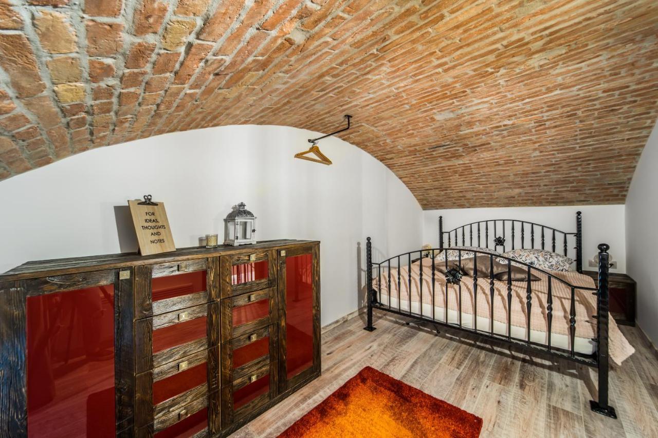 Old Drum Residence Budapest Ngoại thất bức ảnh